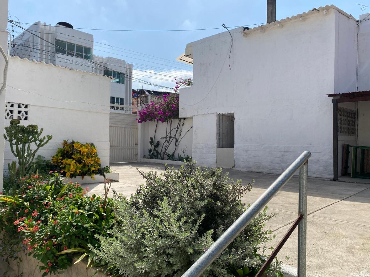 Cactus City Hostel Confort Ríohacha エクステリア 写真
